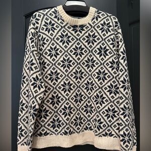 POLO Ralph Lauren Men’s Chunky Knit Snowflake Sweater